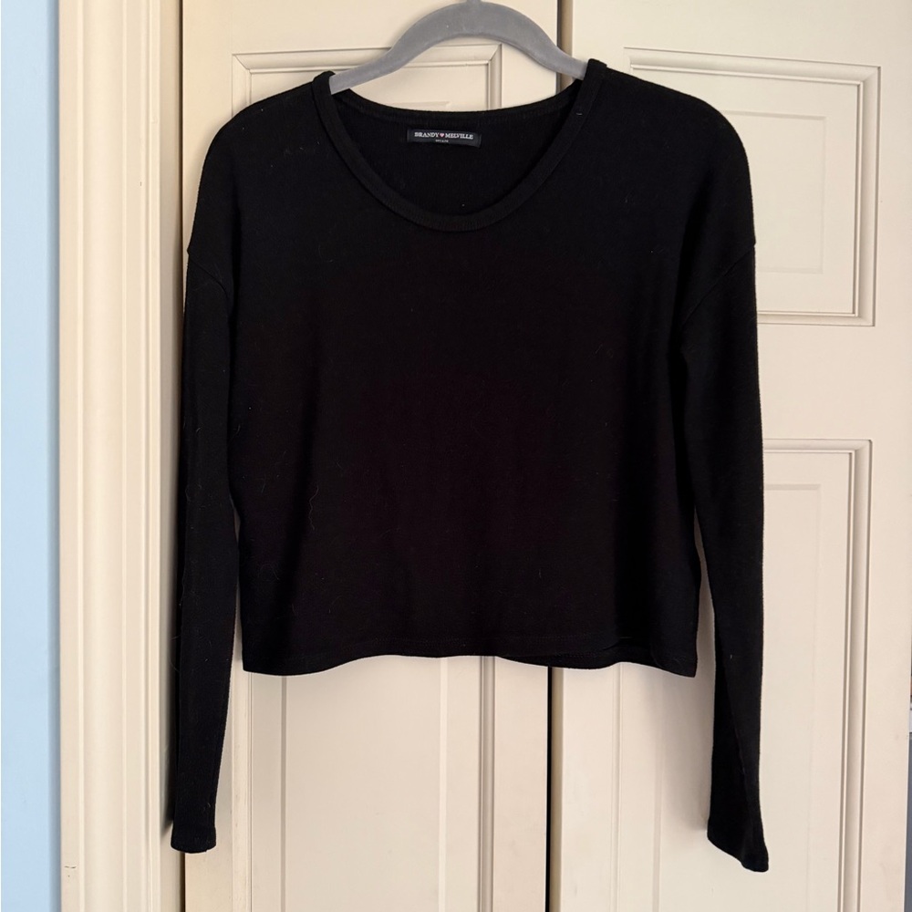 Brandy Melville Black Cropped Long Sleeve Tee